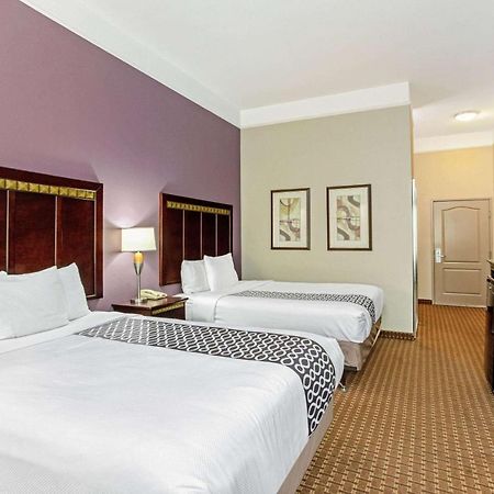 Hotel La Quinta By Wyndham Cleburne Exterior foto