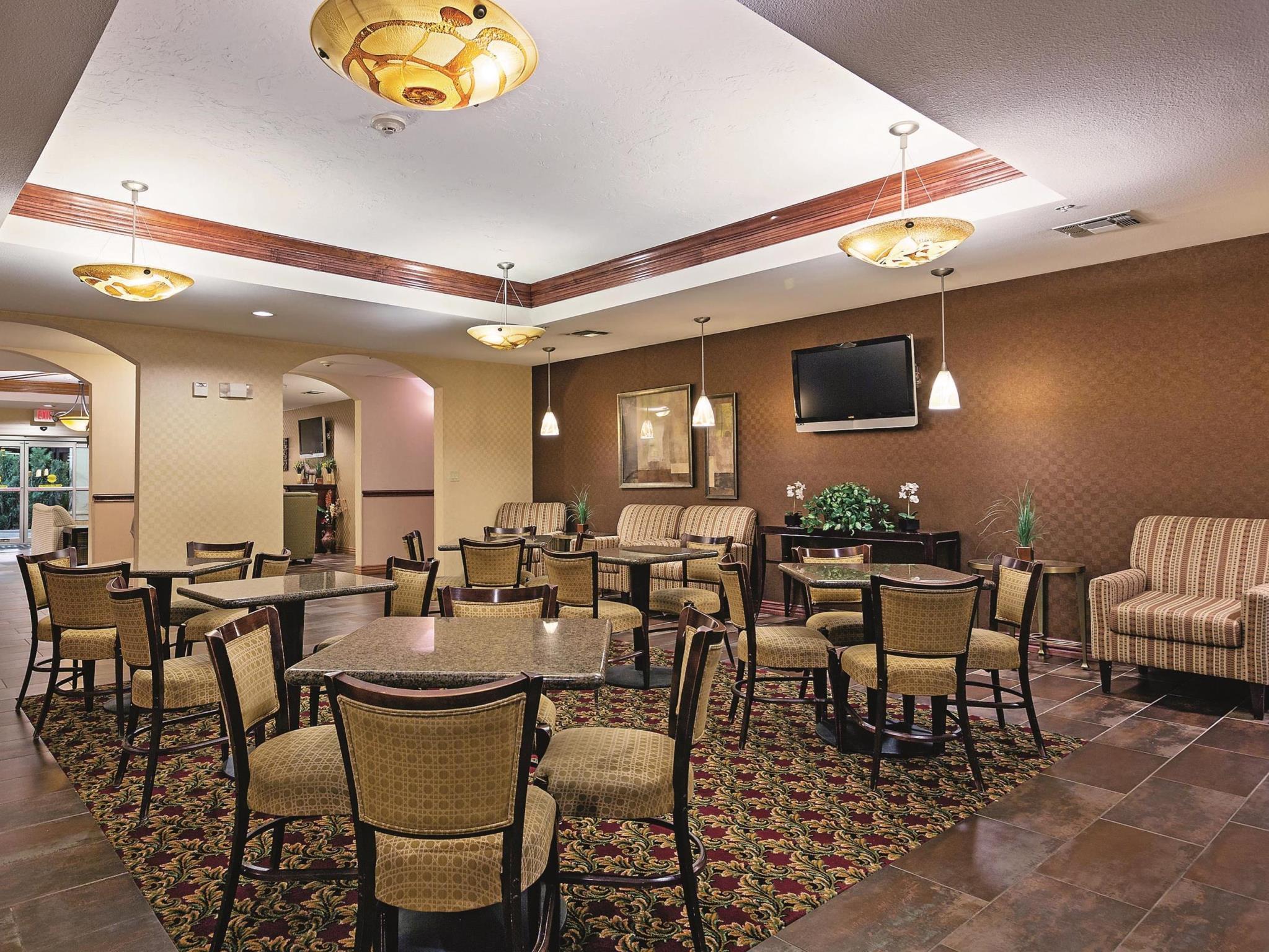 Hotel La Quinta By Wyndham Cleburne Exterior foto