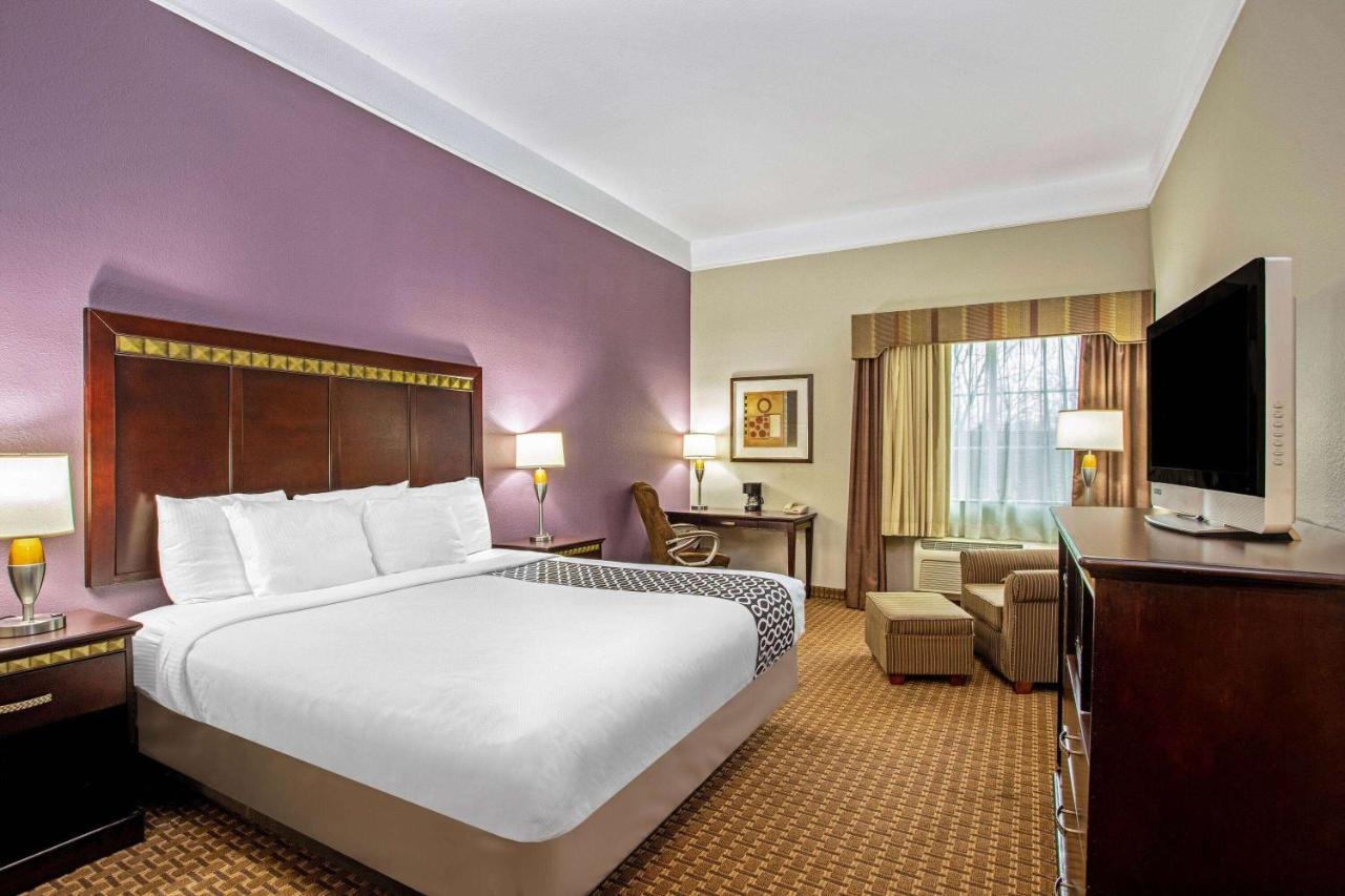 Hotel La Quinta By Wyndham Cleburne Exterior foto